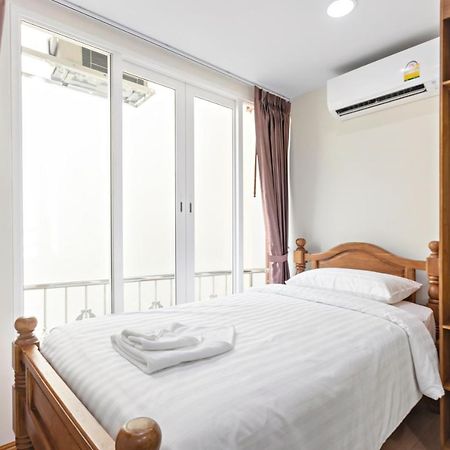 Royale 8 Ville Guest House Bangkok Eksteriør billede