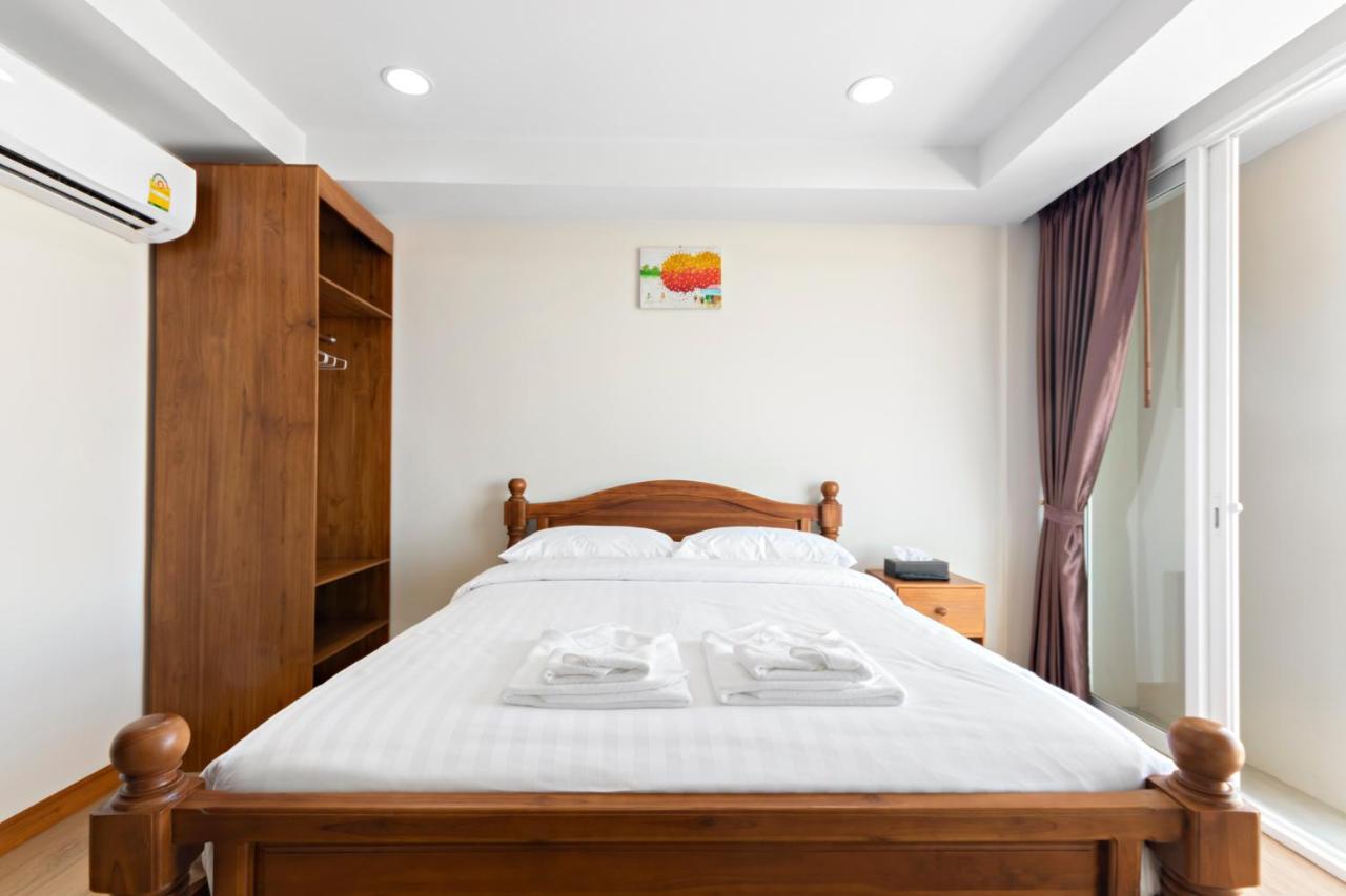 Royale 8 Ville Guest House Bangkok Eksteriør billede