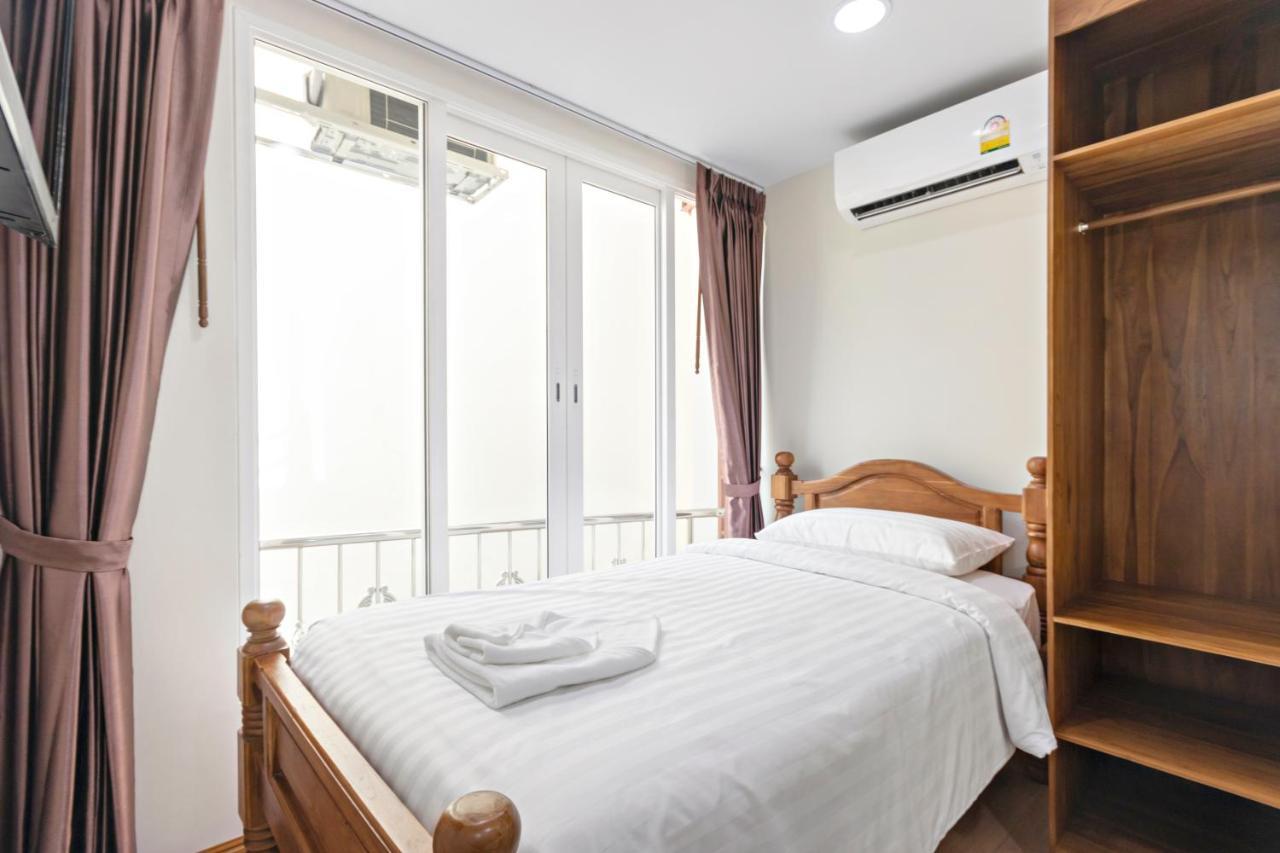 Royale 8 Ville Guest House Bangkok Eksteriør billede