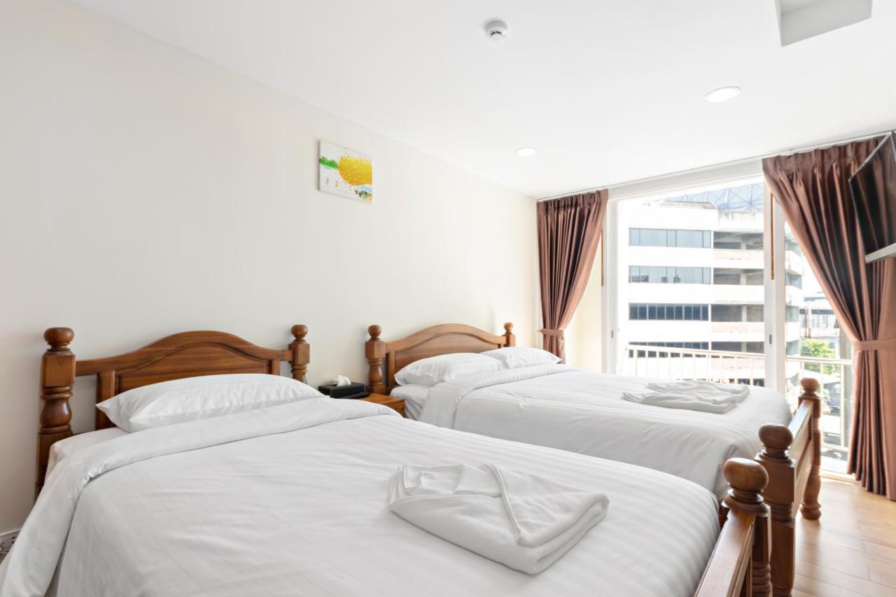 Royale 8 Ville Guest House Bangkok Eksteriør billede
